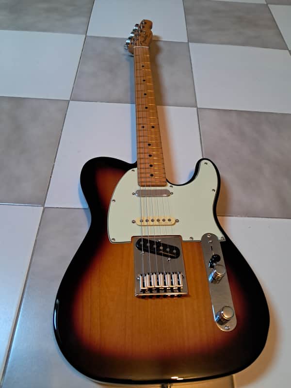 Fender Player Plus Nashville Telecaster with Maple Fretboard 2021 - Present - 3-Color Sunburst image 1