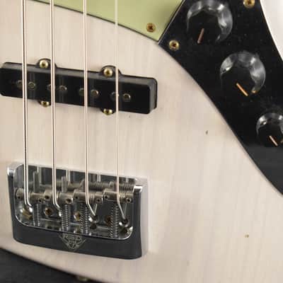 Mint Fender Limited Edition Jazz Bass Special Journeyman Relic White Blonde Rosewood Fingerboard image 3