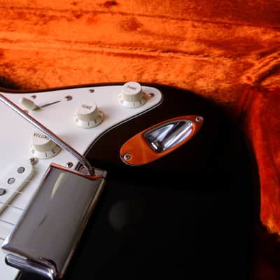 Fender FSR American Vintage '70s Stratocaster Matching Headstock 2015 Black image 7