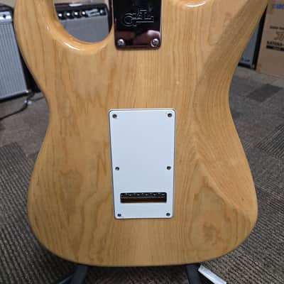 G&L Legacy USA - Natural image 9