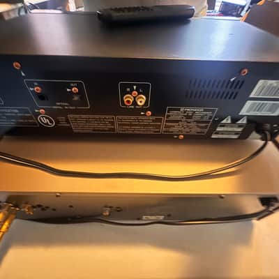 Pioneer PDR-04 Made In Japan In 1997 Compact Disc Recorder, Comes With The Remote image 2