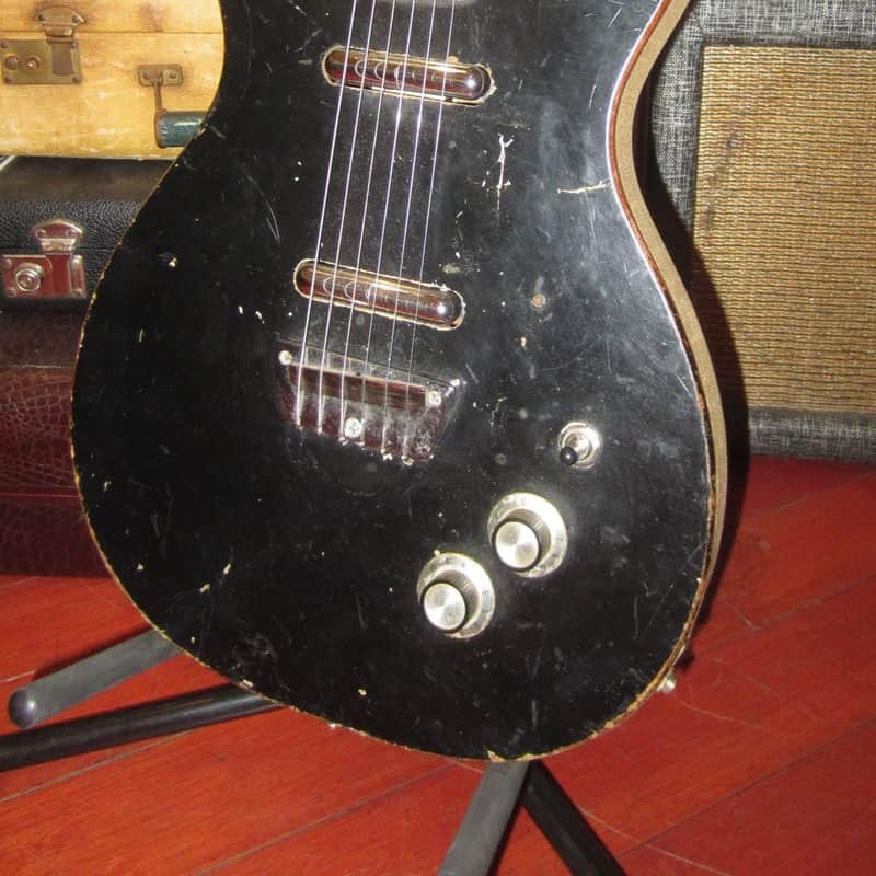 1961 Danelectro U-2 Double Pickup Dolphin Headstock Black