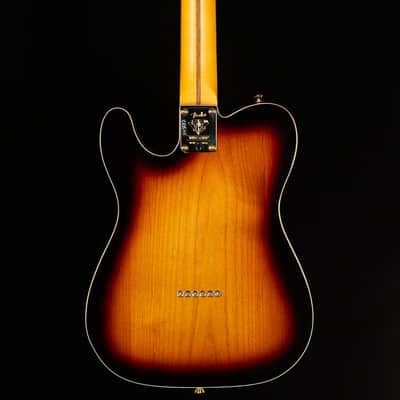 Fender 75th Anniversary American Professional Custom Telecaster Maple Fingerboard 2-Color Sunburst (957) image 4