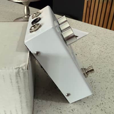1981 Inventions DRV Overdrive Pedal White Limited Colorway w/ Box, Manual, Pouch & Extras image 7