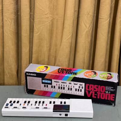Casio VL-1 Keyboard/drum machine/calculator Late 1970s / Early 1980s image 3