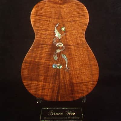 Handcrafted Concert Ukulele, Solid Curly Hawaiian Koa, Turtle, Koi Fish Inlay, Soft-bag, Bruce Wei UG15-2926 image 4