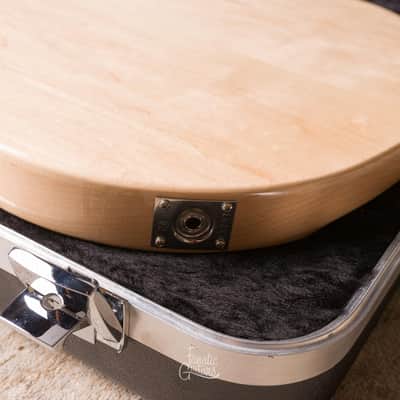 Rickenbacker 330 Maplego image 18