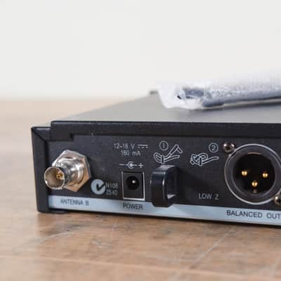 Shure SLX24/SM58 Wireless Handheld Mic System- J3 Band (NO POWER SUPPLY) CG00P5P image 11