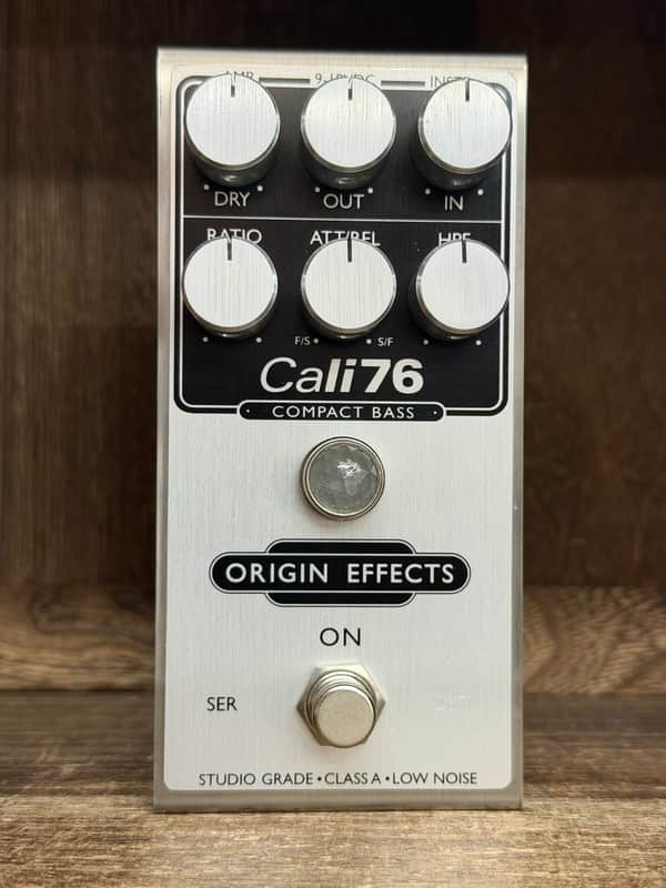 Origin Effects Cali76 Compact Bass Compressor