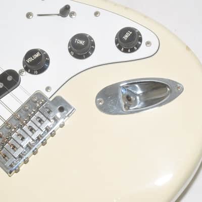 FENDER JAPAN ST72 Stratcaster electric guitar Ref No 7392 image 5