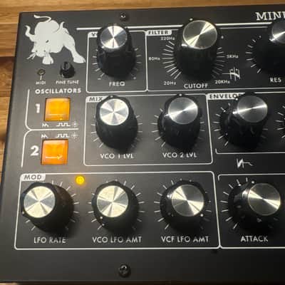 Moog Minitaur Rev2 TBP002 2012 - Present - Black image 3