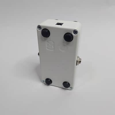 Electro-Harmonix Crayon 69 Full-Range Overdrive in Box image 11