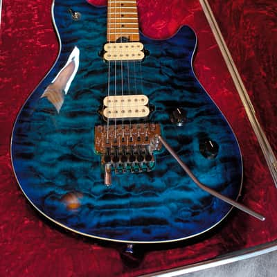 EVH Wolfgang Special 2021 - Blue Clorine Burst image 8
