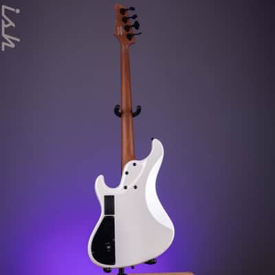 Ibanez Mode MDM1000 4-String Bass Pearl White image 8
