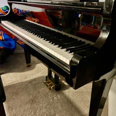 Elegant Wurlitzer Baby Grand Piano 4'8" Glossy Black Finish image 4