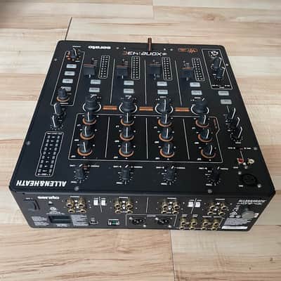 Allen & Heath XONE:43C 4+1 Channel DJ Mixer with Soundcard 2010s - Black image 2