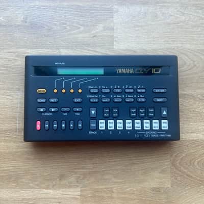 Yamaha QY10 Sequencer 1990 - Black