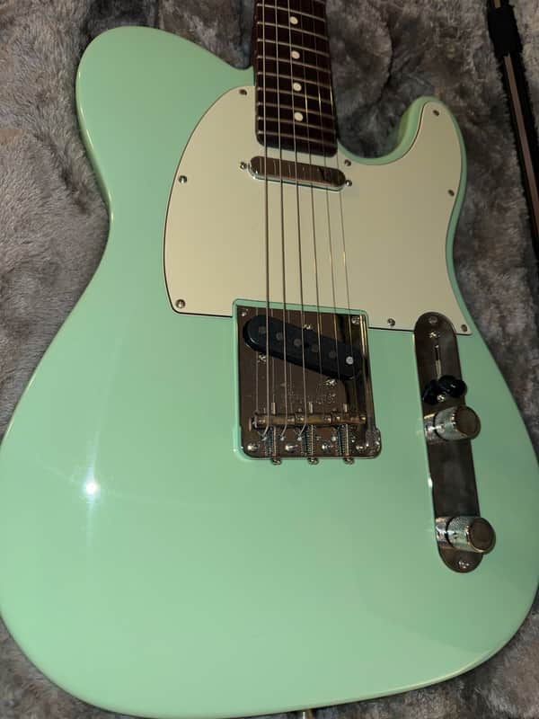 Fender Limited Edition American Professional Telecaster with Rosewood Neck 2017 - 2018 - Surf Green