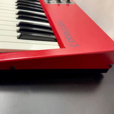 Nord Lead 3 Virtual Analog Synthesizer — Serviced image 5