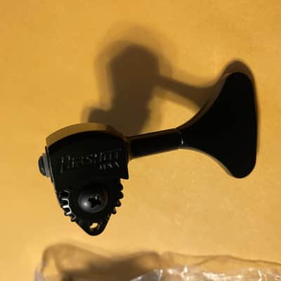 Hipshot USA bass tuners nos 1/2” image 1