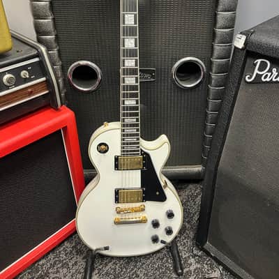 Epiphone Les Paul Custom 2020 - Present - Alpine White image 1