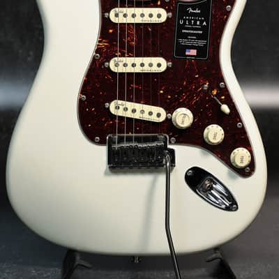 Fender American Ultra Stratocaster Arctic Pearl [US210075806] (06/11) image 6