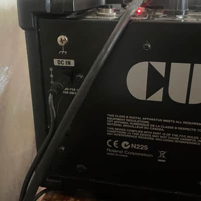 Roland Cube Street 2-Channel 2x2.5-Watt 2x6.5" Guitar Combo 2007 - 2021 - Black image 7