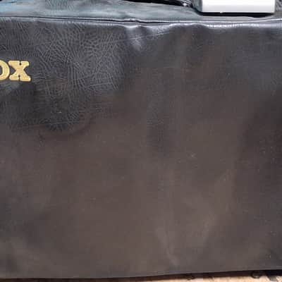 Vox AC30CC2X Custom Classic 2-Channel 30-Watt 2x12" Blue Alnico Guitar Combo 2005 - 2010 Black image 2