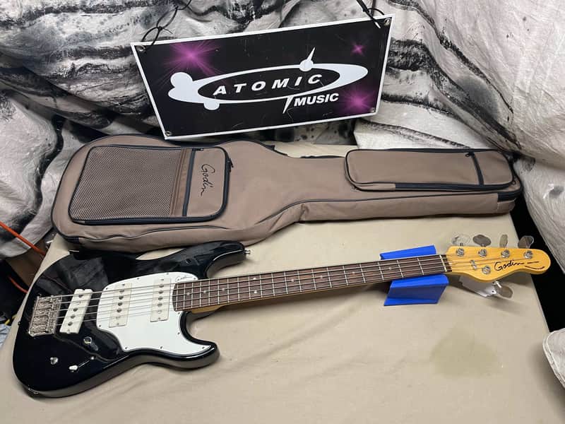 Godin Shifter 5 5-string Bass 2011 - Black image 1