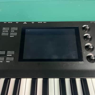 Akai MPC Key 61 Standalone Workstation Synthesizer 2022 - Present - Black + Case image 17