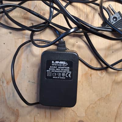 Line 6 Bass POD Multi-Effect and Amp Modeler 2001 - 2003 - Black image 8