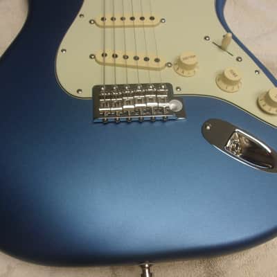 About Mint 2025 Fender American Performer Satin Lake Placid Blue Stratocaster Electric Guitar w/Candy & Hard Case image 4