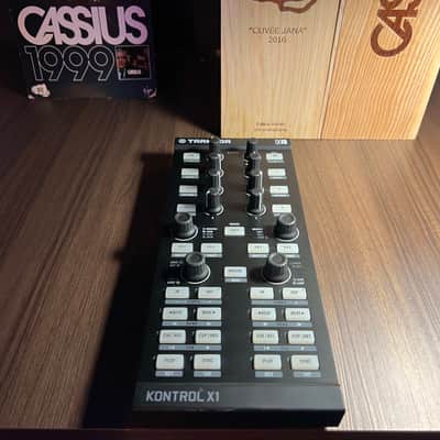 Traktor Kontrol X1 2010 image 2