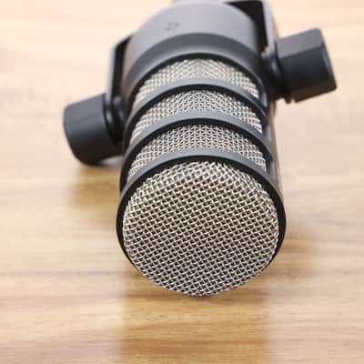 RODE PodMic Cardioid Dynamic Podcasting Microphone 2019 - Present - Black image 6