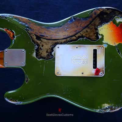 Fender Stratocaster Olive Green /Sunburst Heavy Aged Relic by East Gloves Customs image 10