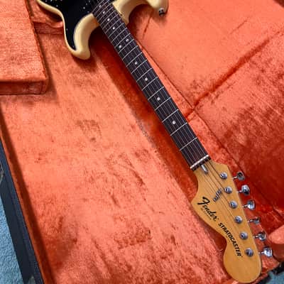 1977 Fender Stratocaster - Olympic White image 4