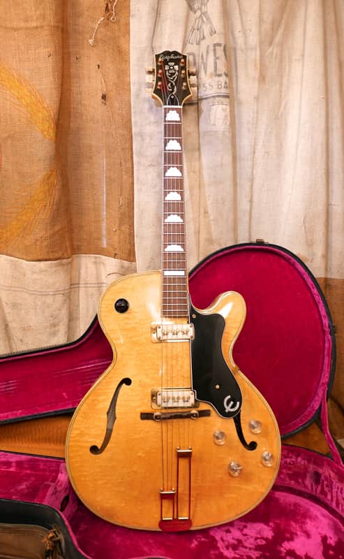 Epiphone Deluxe Electric Cutaway 1956 Natural image 1