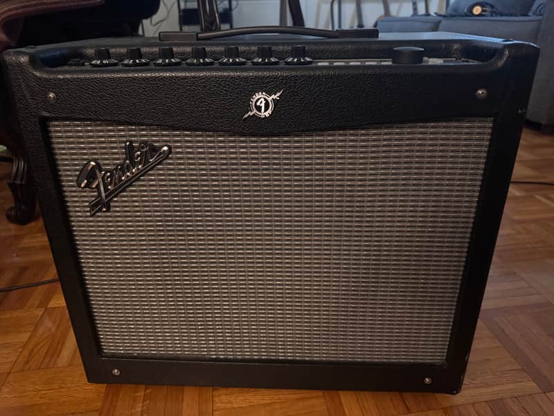 Fender Mustang III V.2 100-Watt 1x12" Modeling Guitar Combo 2013 - 2016 - Black image 1