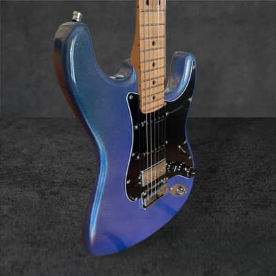 Fender Limited Edition 70th Anniversary Ultra Stratocaster HSS – Amethyst image 8