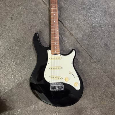 Peavey Raptor Custom image 1