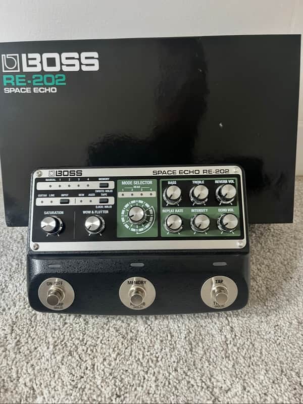 Boss RE-202 Space Echo
