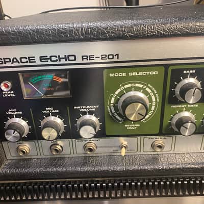 Roland RE-201 Space Echo Tape Delay / Reverb 1974 - 1988 - Black image 2