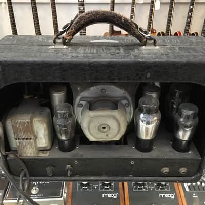Rickenbacker Electro-Spanish Ken Roberts Guitar with matching Amp image 8