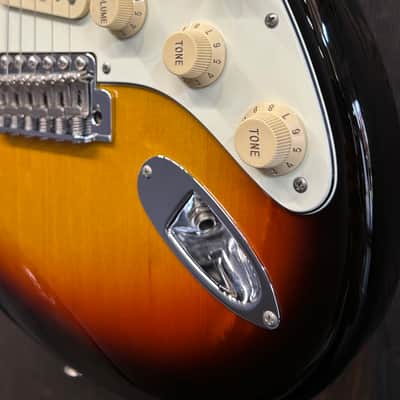 [Refretted(stainless) and PLEK'D] Fender Japan Stratocaster ST62 3TS image 4