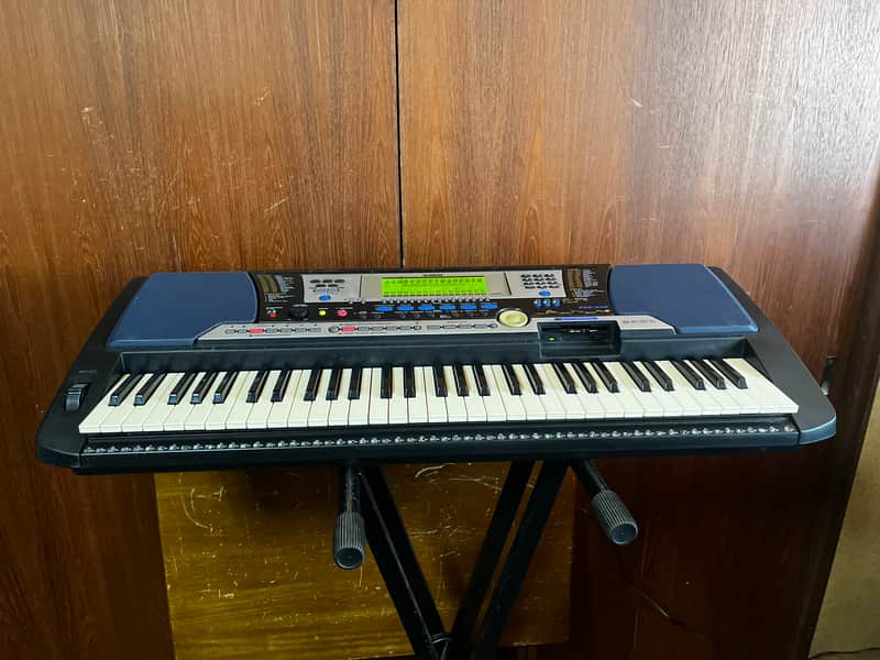 YAMAHA PSR-540 61-Key Full Size Key MIDI Portable Keyboard w/ | Reverb