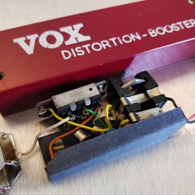 Vox V816 Distortion Booster Fuzz 1965 Red image 6