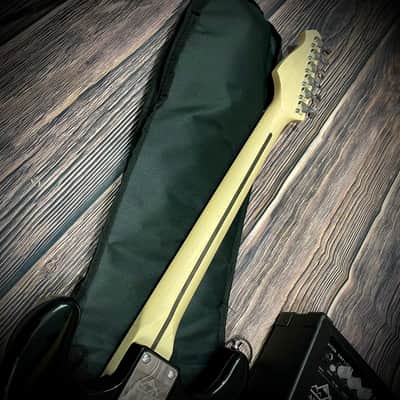 East Rock 39 inch Full Size Electric Guitar Kit for Beginner Starter with 10w Amplifier, Bag, image 4