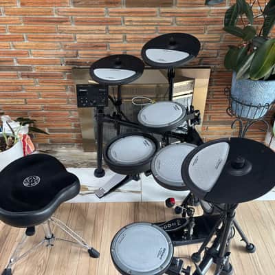 Roland TD-07 VQD Electronic V-Drum Kit 2022 - Present - Black image 3