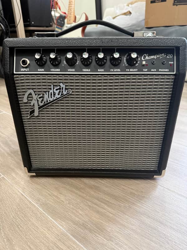 Fender Champion 20 20-Watt 1x8" Guitar Practice Amp 2013 - 2024 - Black image 1