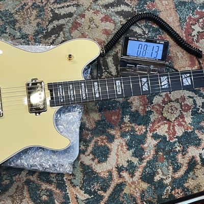 IN-STOCK! USA EVH WOLFGANG CUSTOM SHOP FR GUITAR / TUXEDO WHITE & BLACK image 11